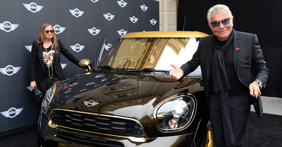 Roberto Cavalli Mini beim Life Ball für 150.000 € versteigert