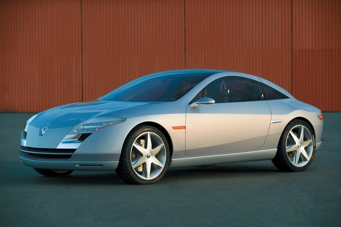 Renault Fluence concept coupé