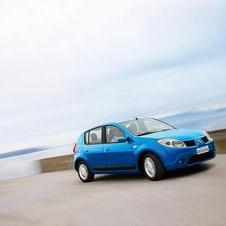 Renault Sandero 1.6 16v Hi-Flex (Alcohol)