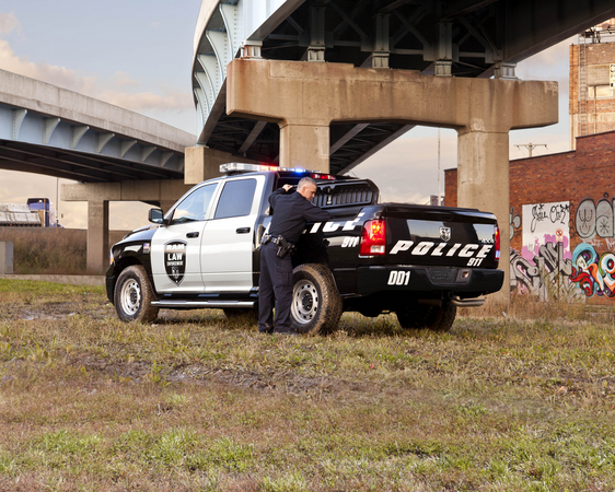 Ram Trucks 1500 Crew Cab 4x4 Special Service