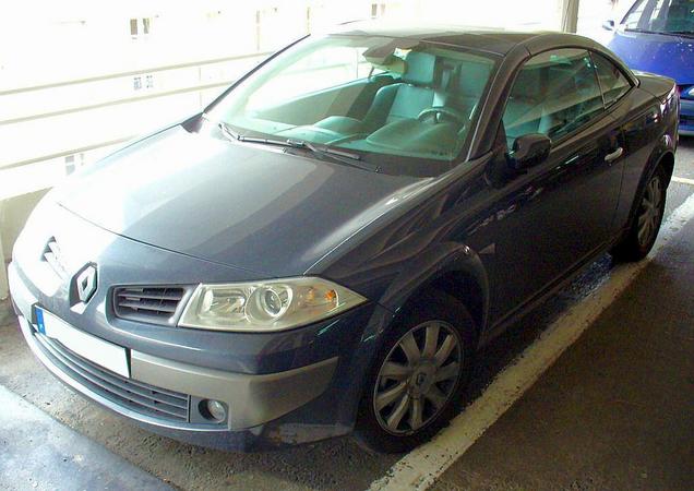 Renault Megane II Coupé 2.0 dCi