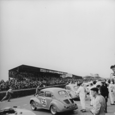 1952 - Renault 4 cv 1063