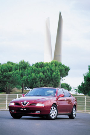 Alfa Romeo 166 2.0 V6 Turbo Super Distinctive