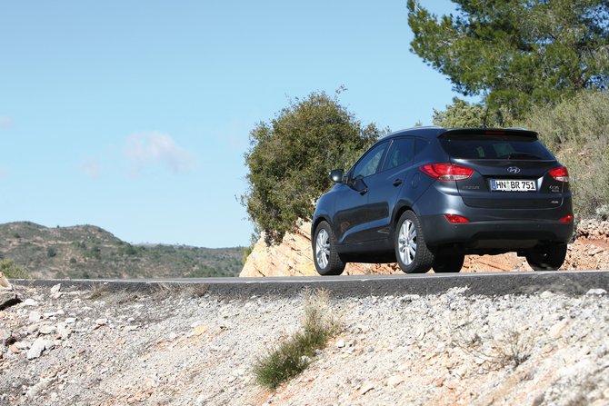 Hyundai ix35 2.0 CRDi VGT 184hp 4x4 Style A/T