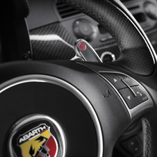 Abarth 695 Tributo Ferrari