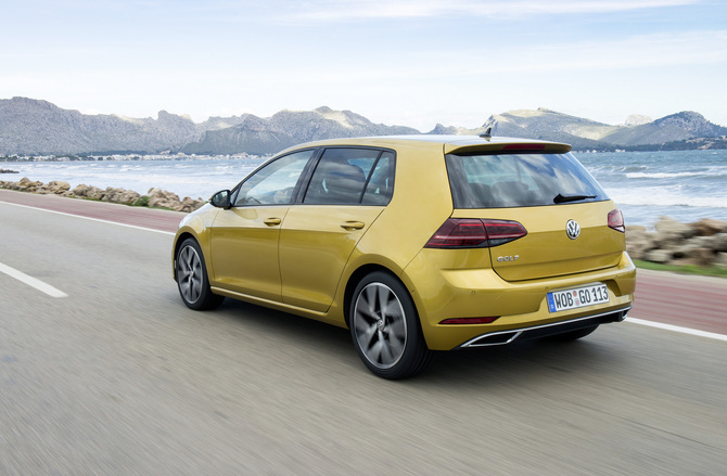 Volkswagen Golf GP 1.5 TSI DSG Confortline Volkswagen Golf GP 1.5 TSI DSG Confortline