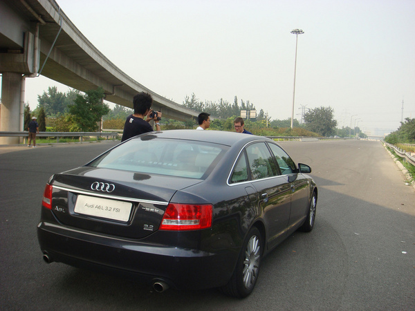 Audi A6 L 3.2 FSI quattro (CN)