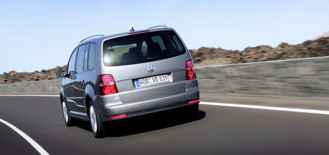 Volkswagen Touran 2.0I TDI 140cv DPF Highline 7L.