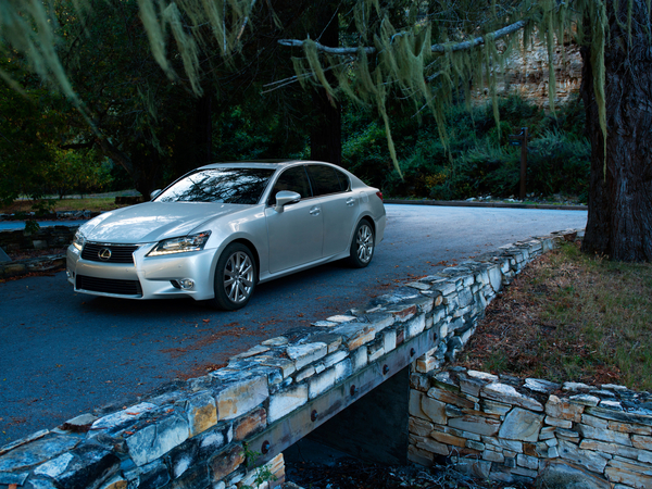 New Lexus GS Shows Off New Styling