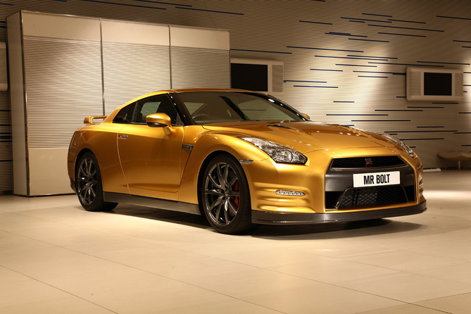 Nissan GT-R Bolt