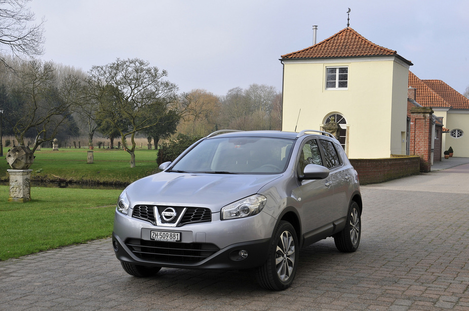 Nissan Qashqai 2.0 tekna 4x2 CVT