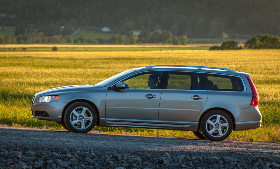 Volvo V70 D2 Summum Powershift