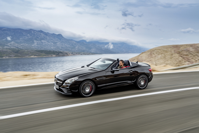 Mercedes-Benz SLC 43 AMG 