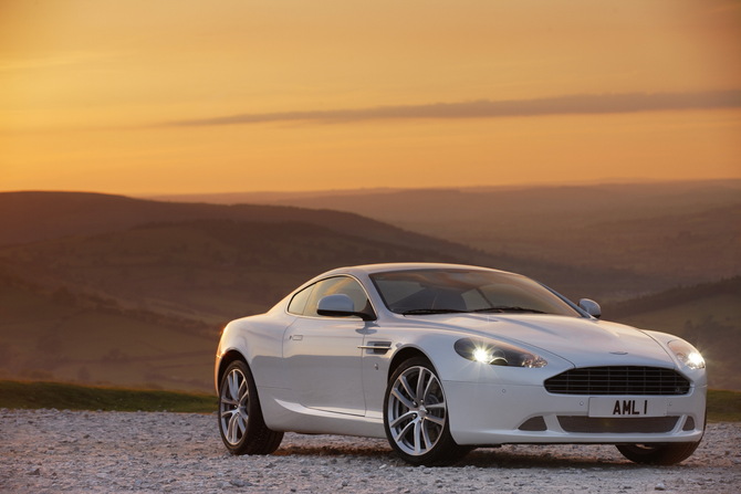 Aston Martin DB9 Coupe Touchtronic 2