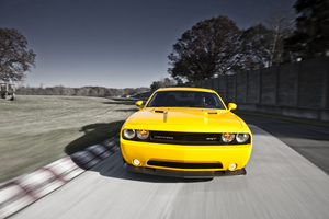 SRT Challenger SRT8 392 Yellow Jacket