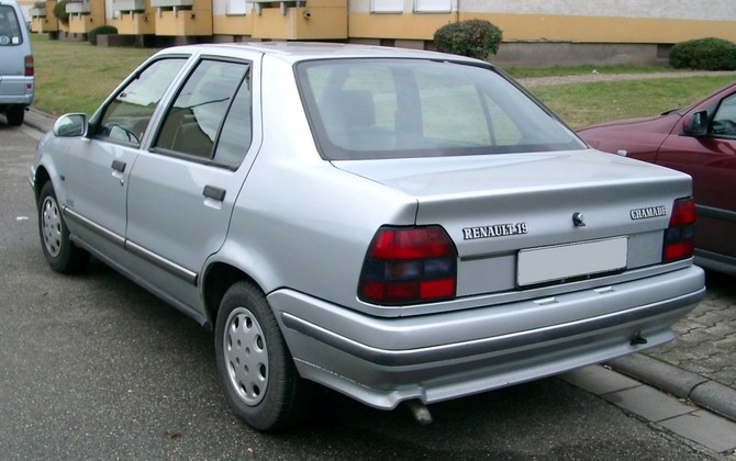 Renault 19 Chamade 1.8 MPI