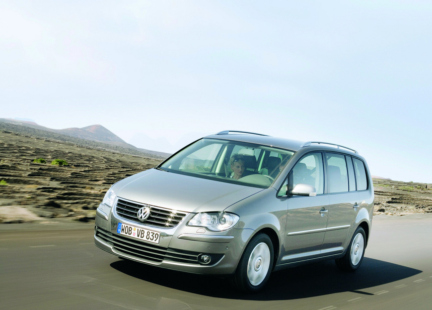 Volkswagen Touran 1.9I TDI BlueMotion 105cv DPF Highline 5L.