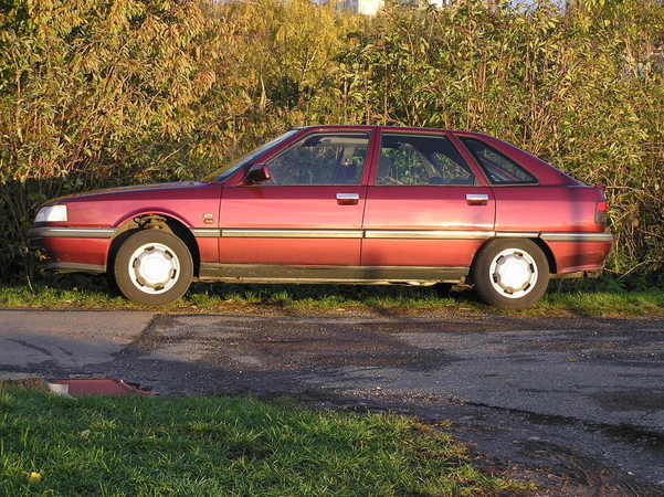 Renault 21 1.7 GTS Hatchback