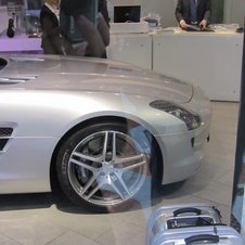 Mercedes-Benz SLS AMG Roadster