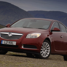 Vauxhall Insignia Hatchback 1.8 VVT SE Nav