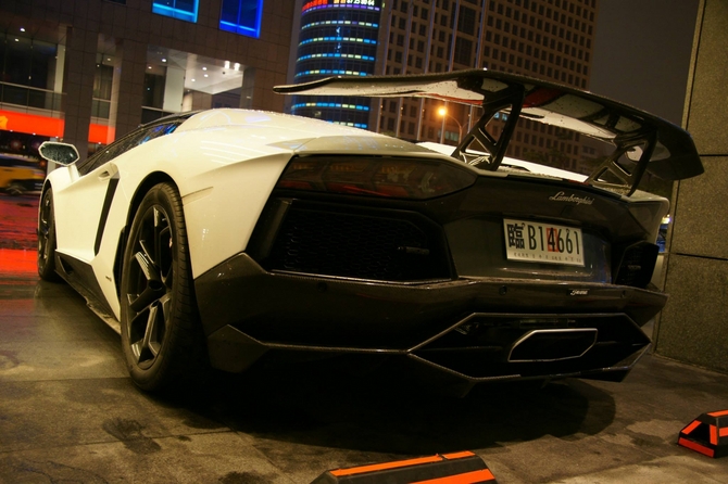 Lamborghini Aventador Roadster SV by DMC