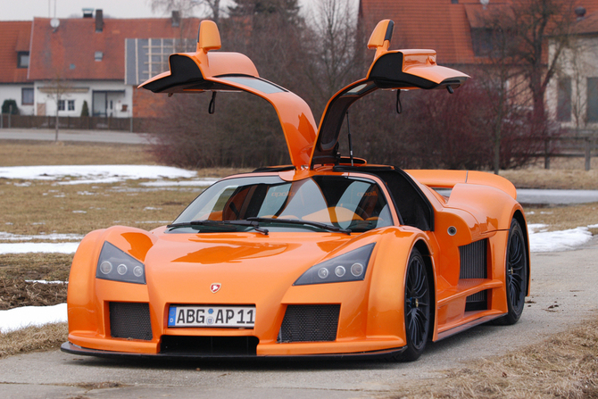 Gumpert Apollo TT40e