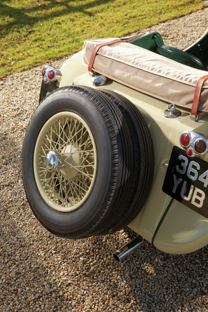 Jaguar SS 100 2½-Litre