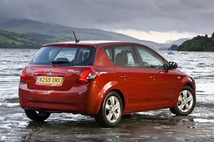 Kia cee'd 1.4 CVVT 109cv EX ISG (09)