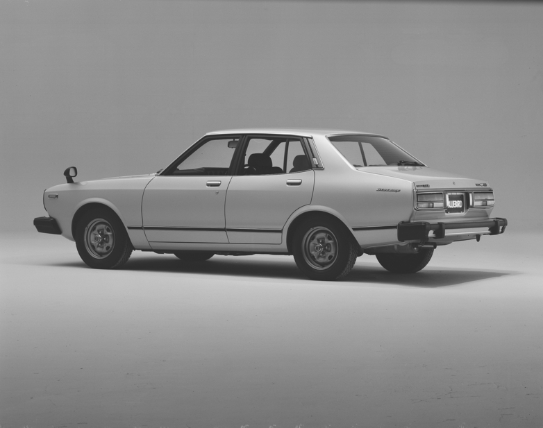 Nissan Bluebird Sedan 1800SSS-ES