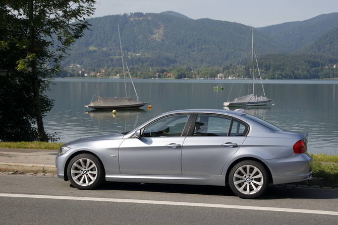 BMW 330i Automatic