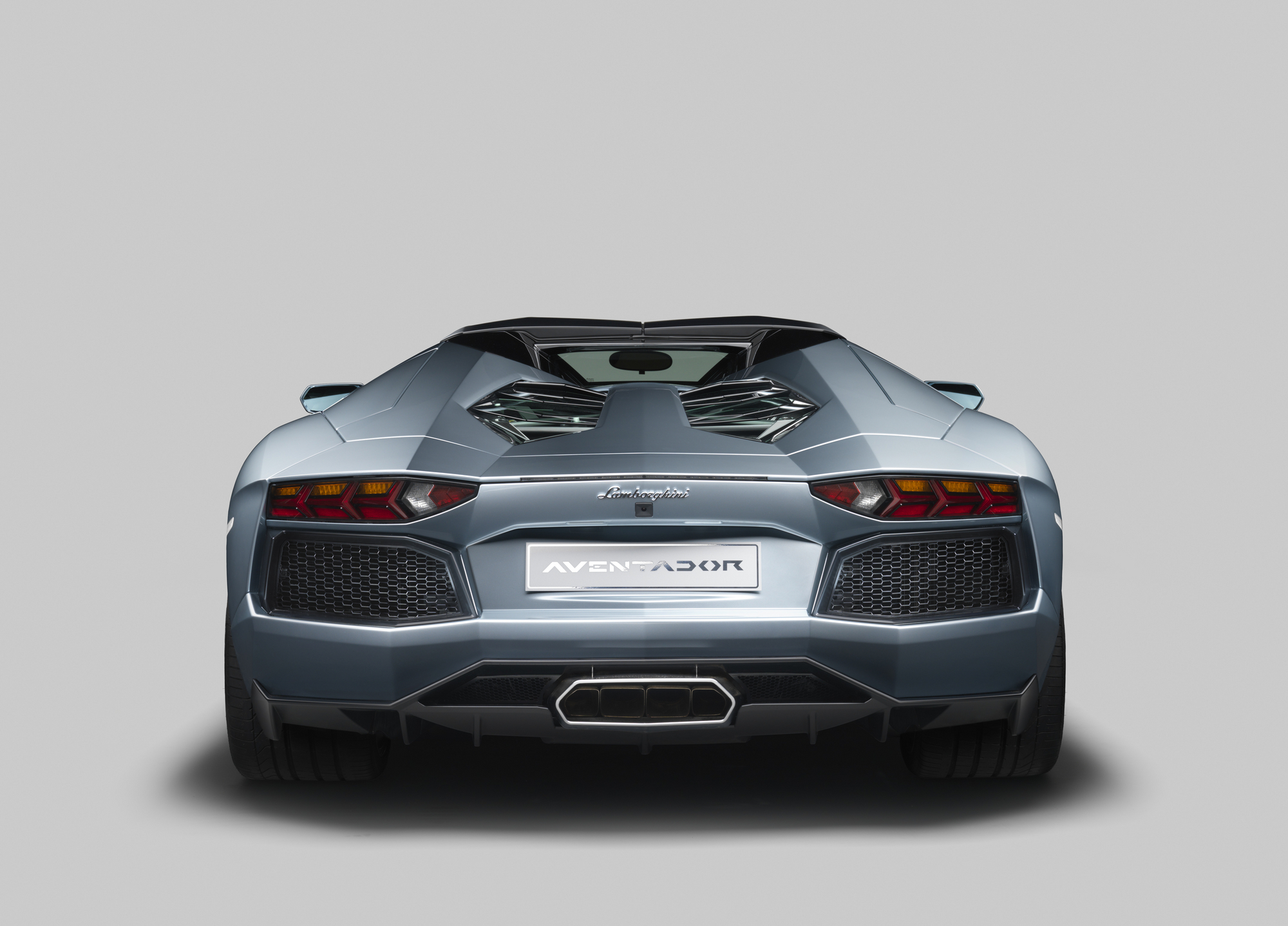 Das Modell ist mechanisch identisch mit dem regulären Aventador