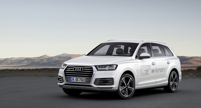 With the new Q7 e-tron Audi is debuting the new hybrid plug-in diesel-electric system