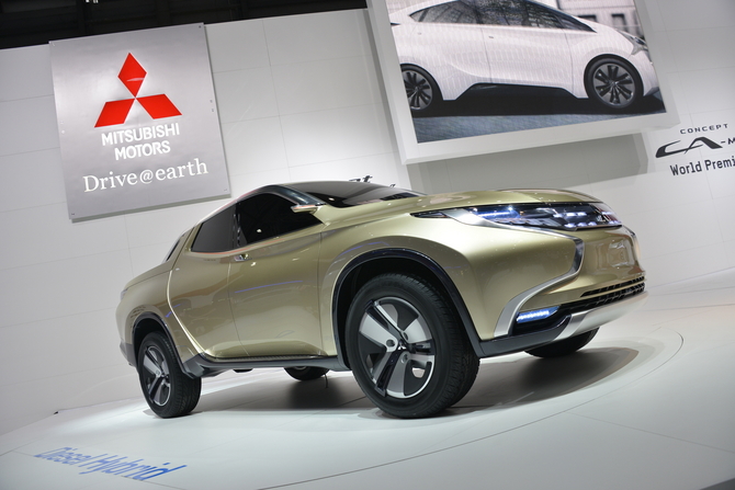 Mitsubishi GR-HEV Concept