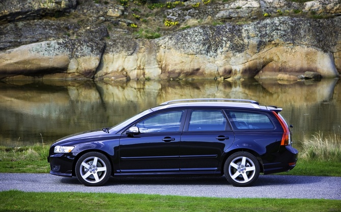 Volvo V50 T5 AWD R-Design