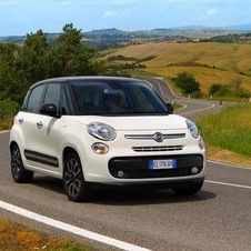 La longueur de la Fiat 500L est de 4 mètres et 14 centimètres.