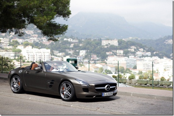 MERCEDES-BENZ SLS AMG ROADSTER