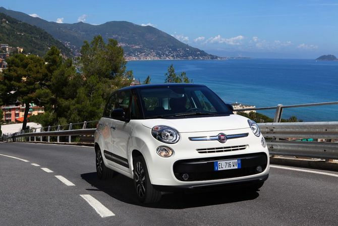 La Fiat 500L arrive en octobre