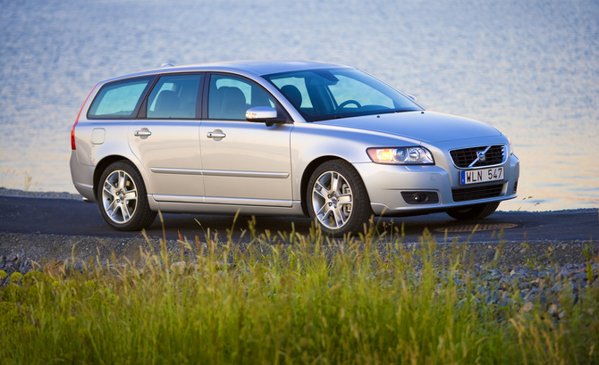 Volvo V50