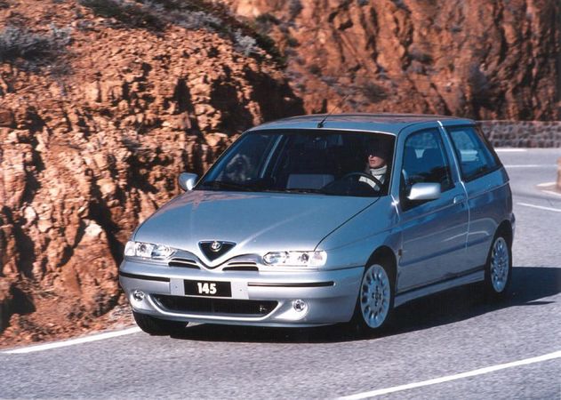 Alfa Romeo 145 Gen.1 [Series I]