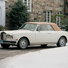 Rolls-Royce Corniche Drophead Coupe by Mulliner Park Ward