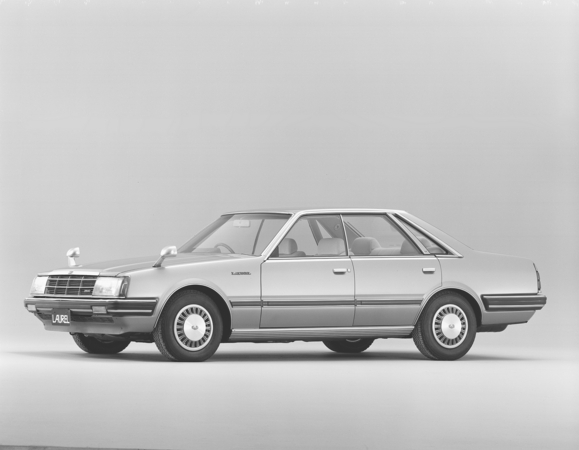 Nissan Laurel Hardtop 2800 Medalist