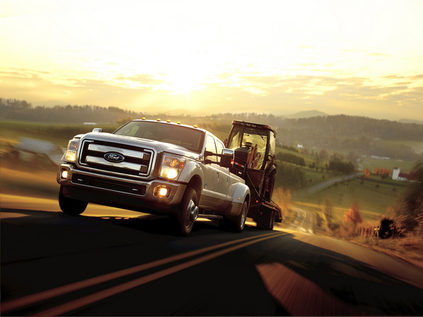 Ford F-Series Super Duty F-450 172-in. WB XLT Styleside DRW Crew Cab 4x4 Ford F-Series Super Duty F-450 172-in. WB XLT Styleside DRW Crew Cab 4x4
