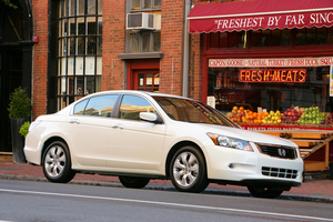 Honda Accord EX-L 5-Spd MT (USA)