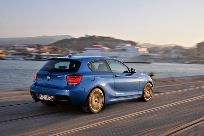 BMW M135i AT