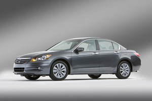 Honda Accord EX 5-Spd AT (USA)