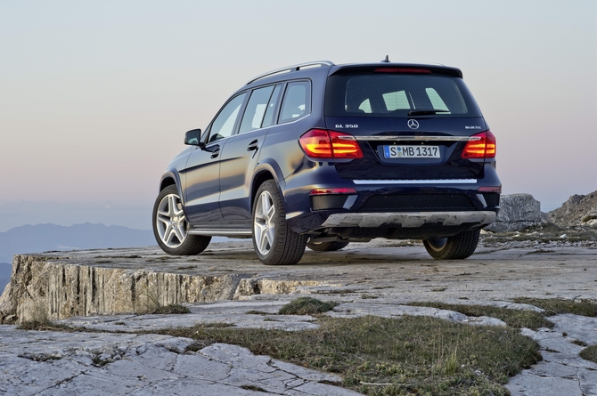 Mercedes Launches GL-Class - Its Largest, Most Luxurious SUV