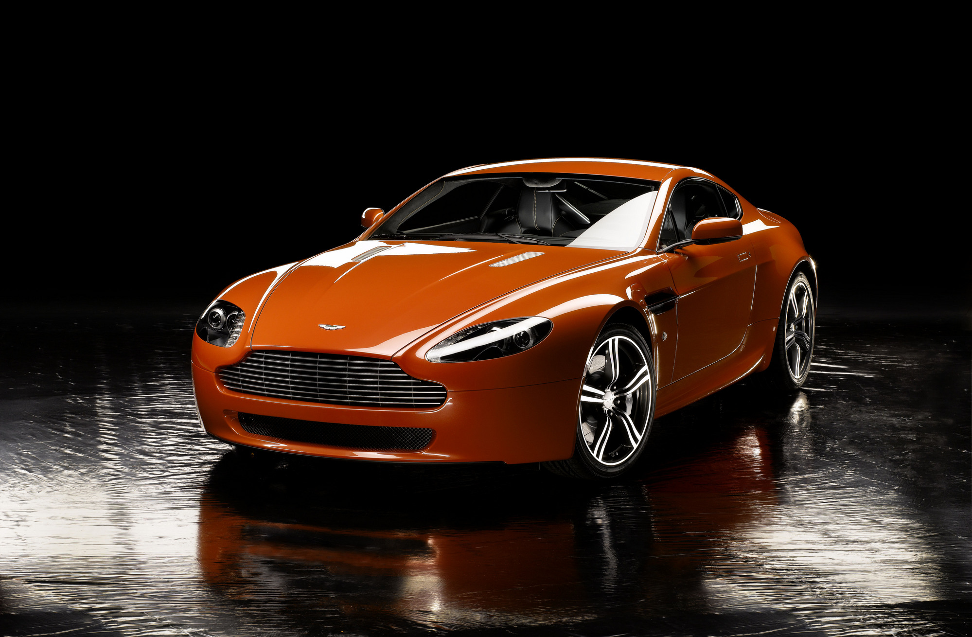 Aston Martin V8 Vantage N400 Sportshift
