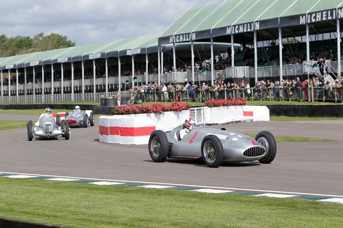 Jackie Stewart will drive the W154 at Goodwoos