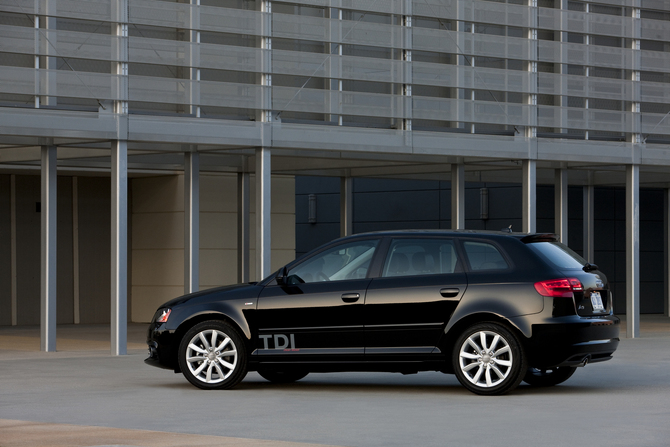 Audi A3 2.0T PZEV Premium