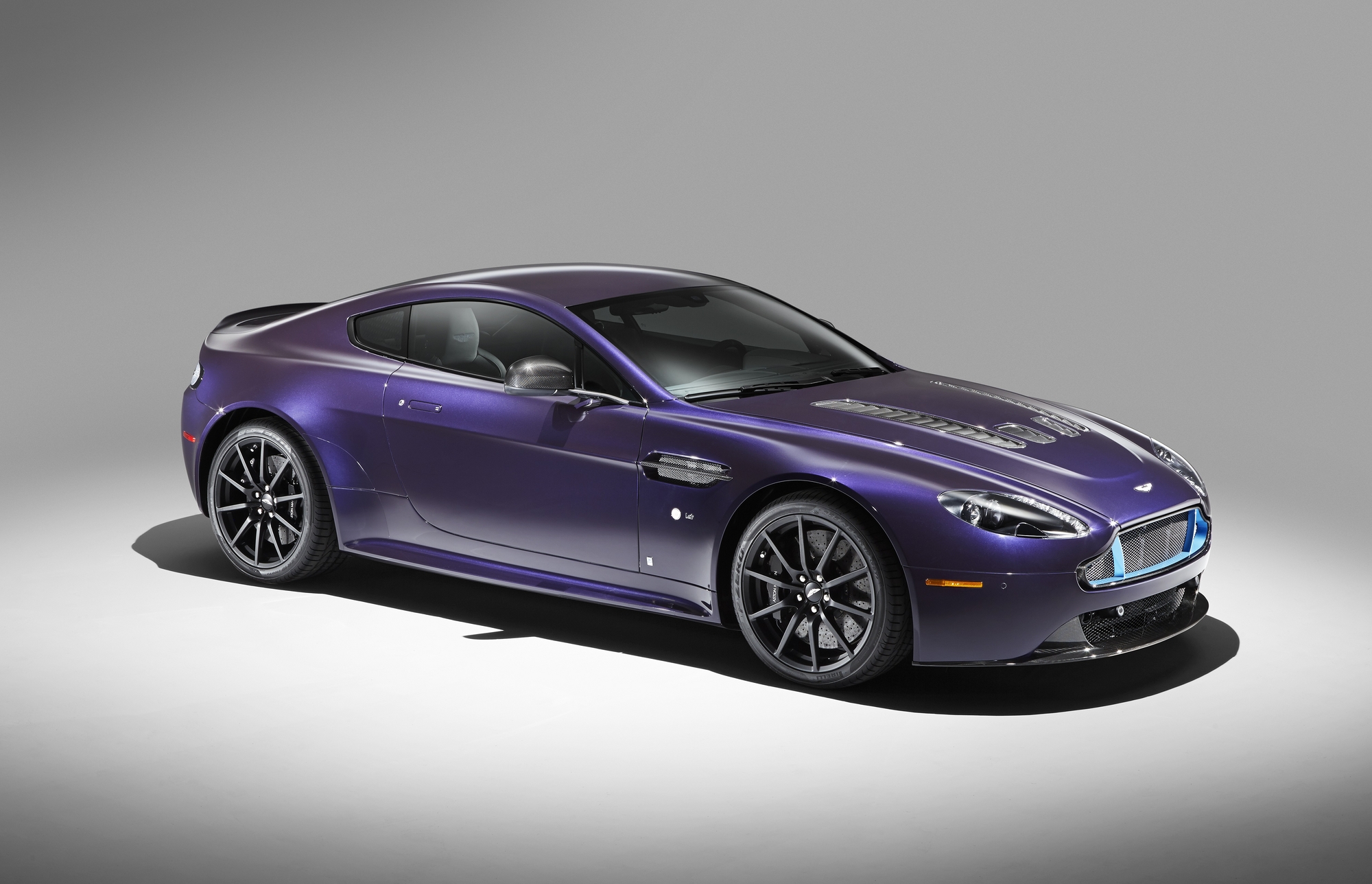 Aston Martin V12 Vantage S Q by Aston Martin